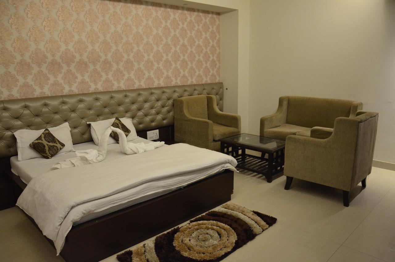 Hotel Aroma Inn Sirsa Exterior photo